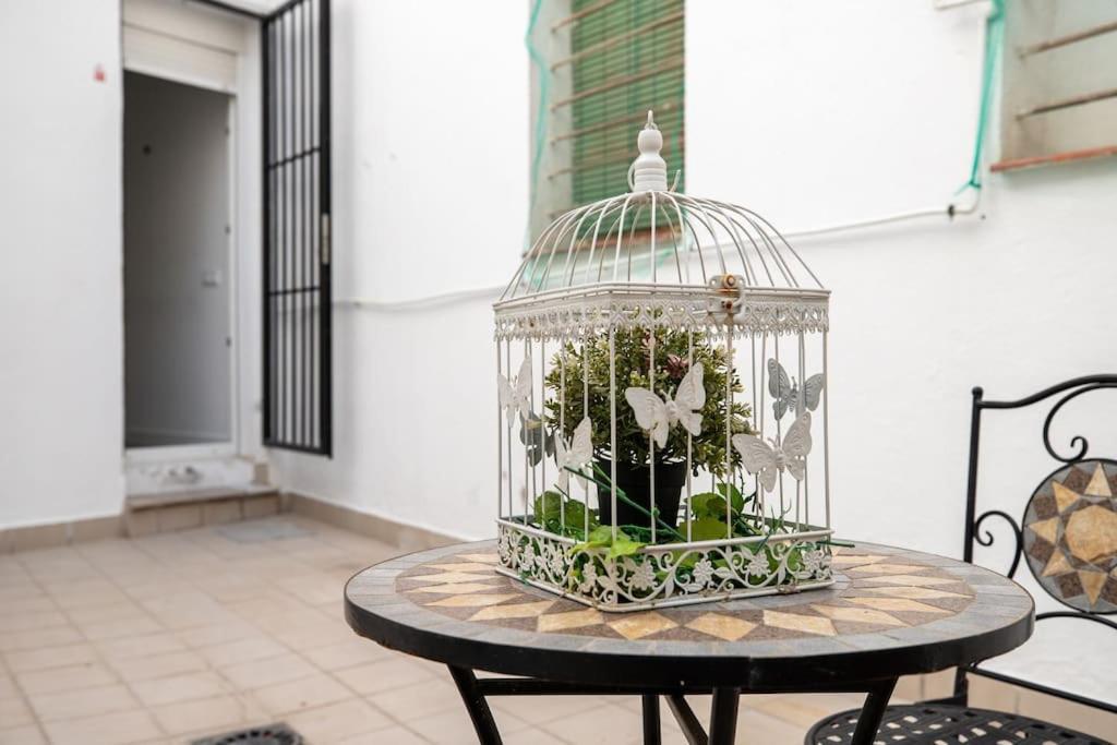 Artbel Rentals En Lavapies Madri Exterior foto
