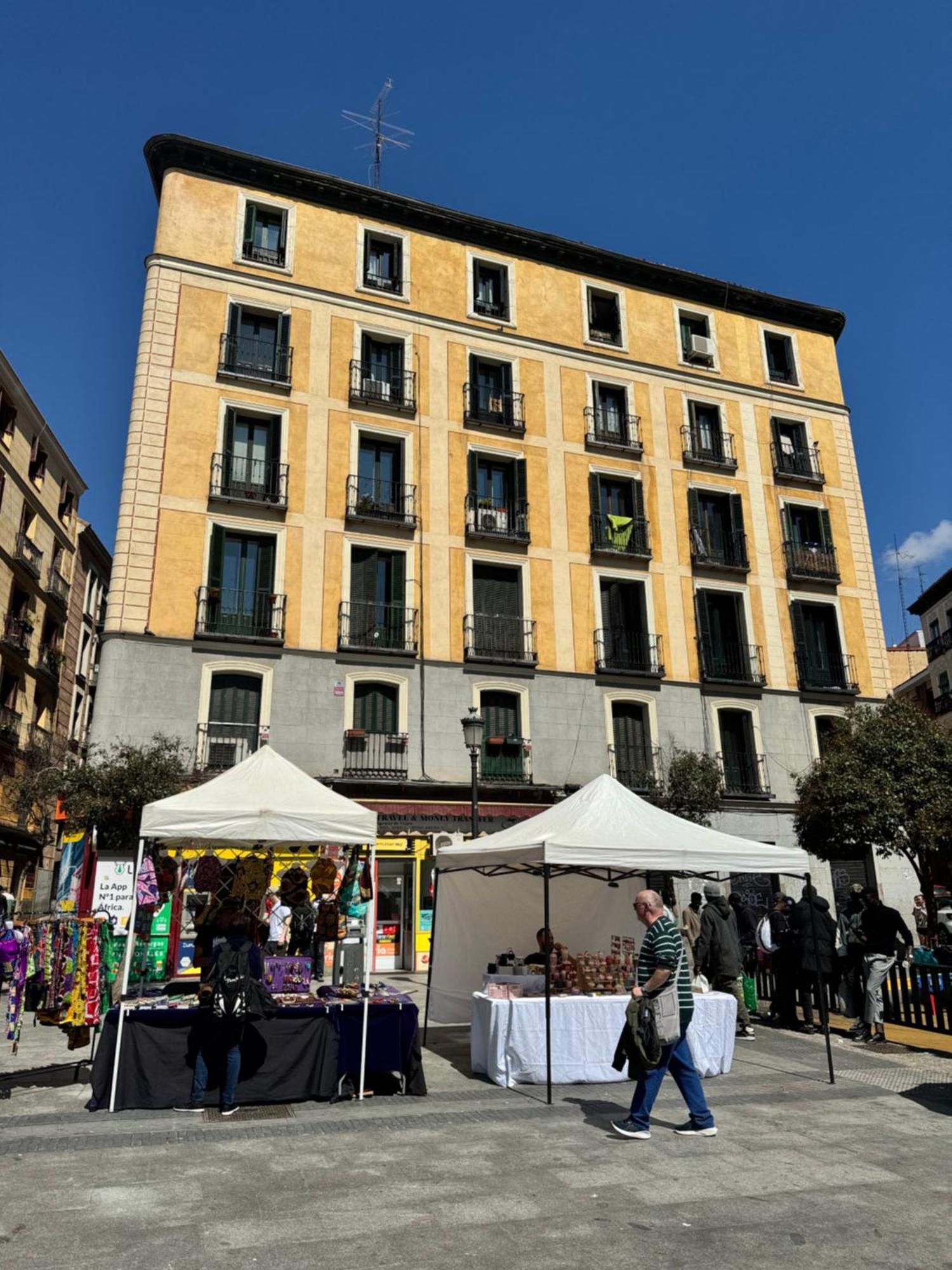 Artbel Rentals En Lavapies Madri Exterior foto